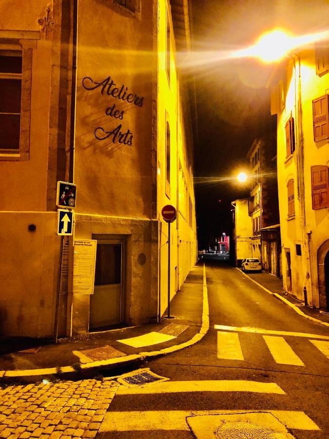 Magnifique appartement tout équipé - 4 personnes Le Puy-en-Velay Exterior foto